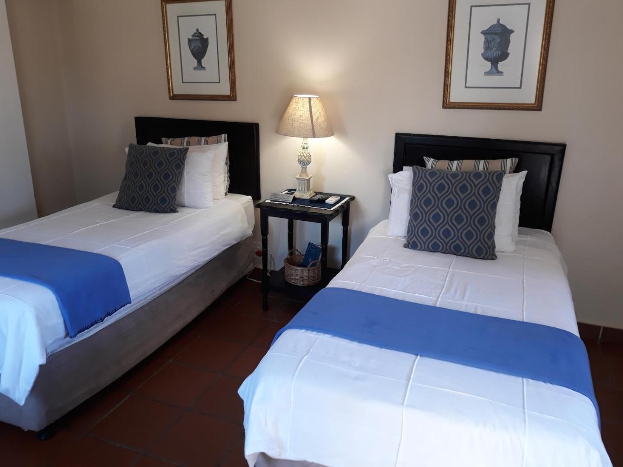 Joan'S Bed And Breakfast Durban Esterno foto